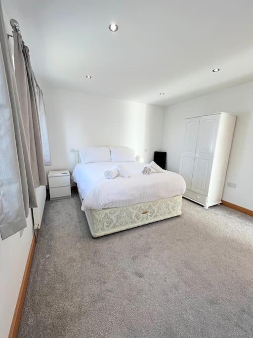 Caledonian House - Newquay *