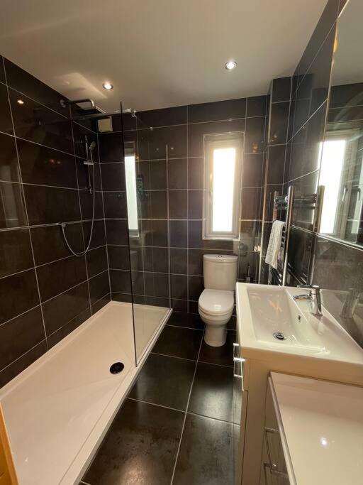 Caledonian House - Newquay *