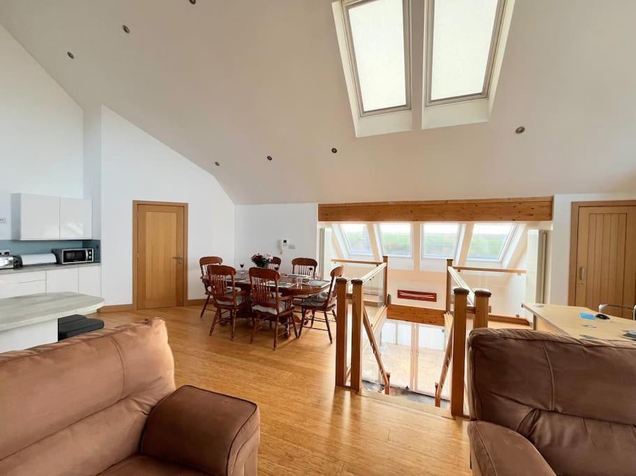 Caledonian House - Newquay *